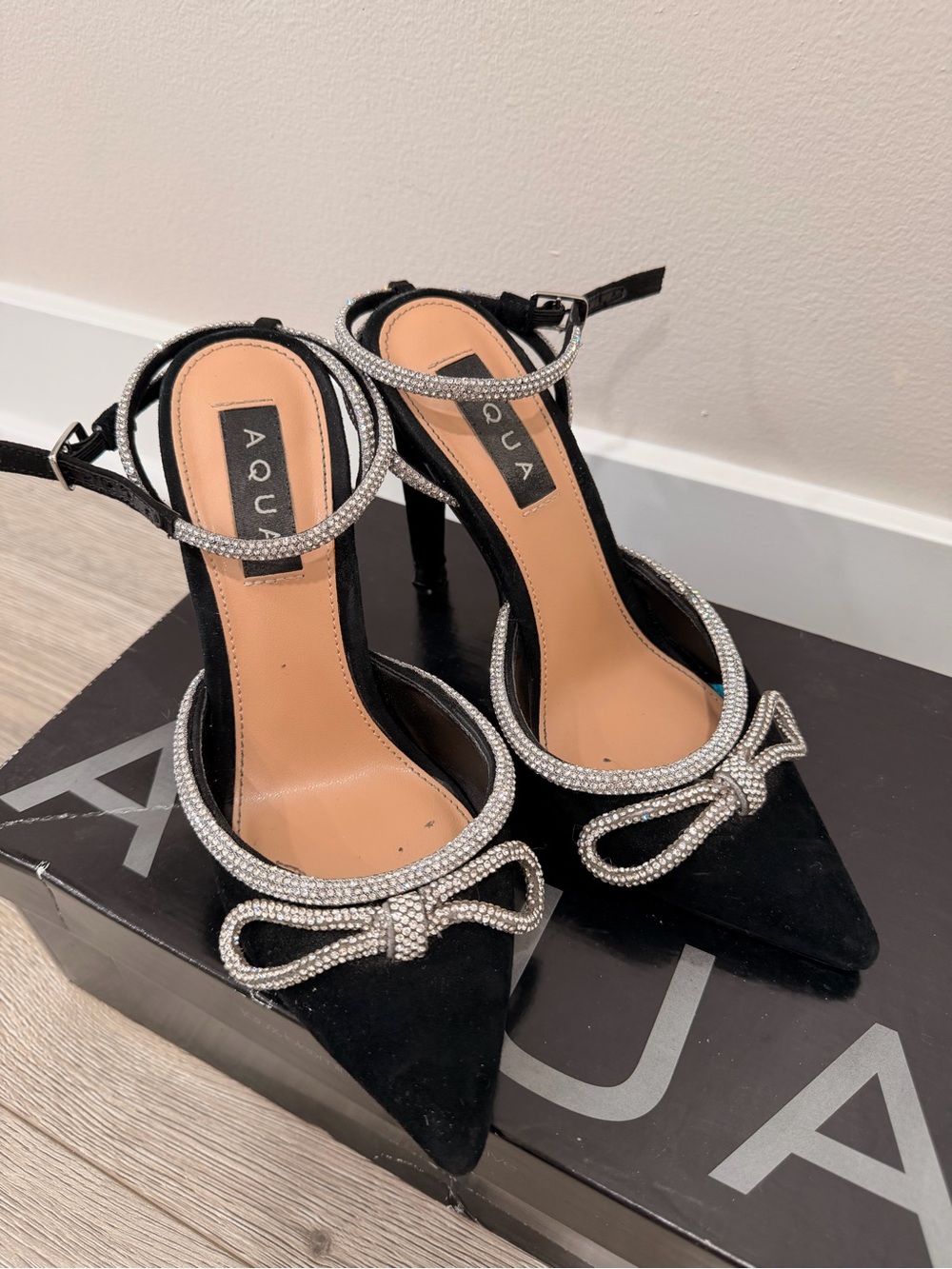 Aqua Black Pointed Toe Heels with Crystal Bow